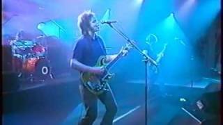 supergrass - the sun hits the sky - live - 1997