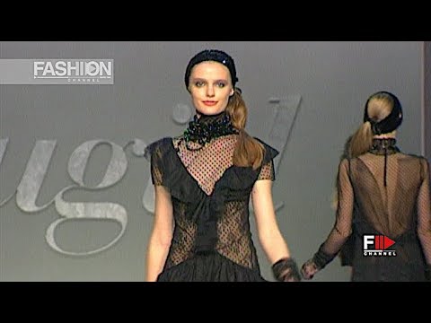BLUGIRL Fall 2010 Milan - Fashion Channel