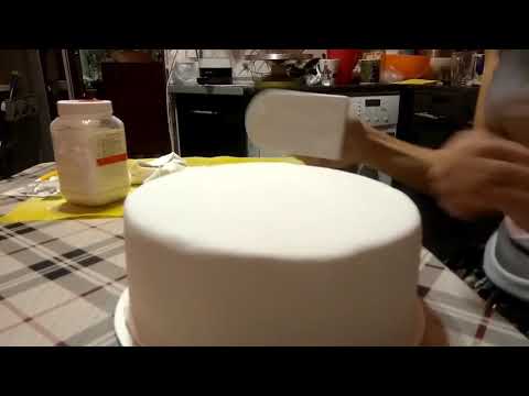 Торт кровать.  Влюблённые в постели.  Торт. Из мастики.