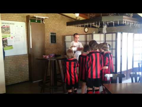 SV Milsbeek E1 wint North Limburg Trophy 2013