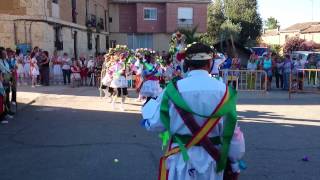 preview picture of video 'Danzantes de Becerril. X Certamen de Paloteo de Villamartin de Campos (Palencia)'