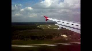 preview picture of video 'Aproximacion y aterrizaje - TACA- Aeropuerto Intercontinental George Bush, Houston'