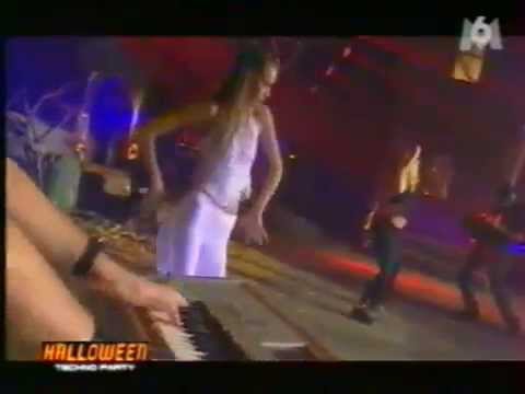 DJ Valium - Go Right For - Live @ Halloween Techno Party [2002]