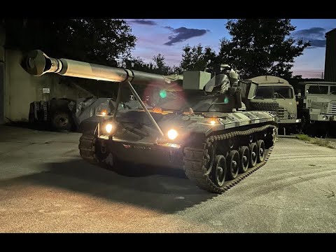 Die Österreichische Panzerfamilie / The Austrian Tank Family (English Subtitles)