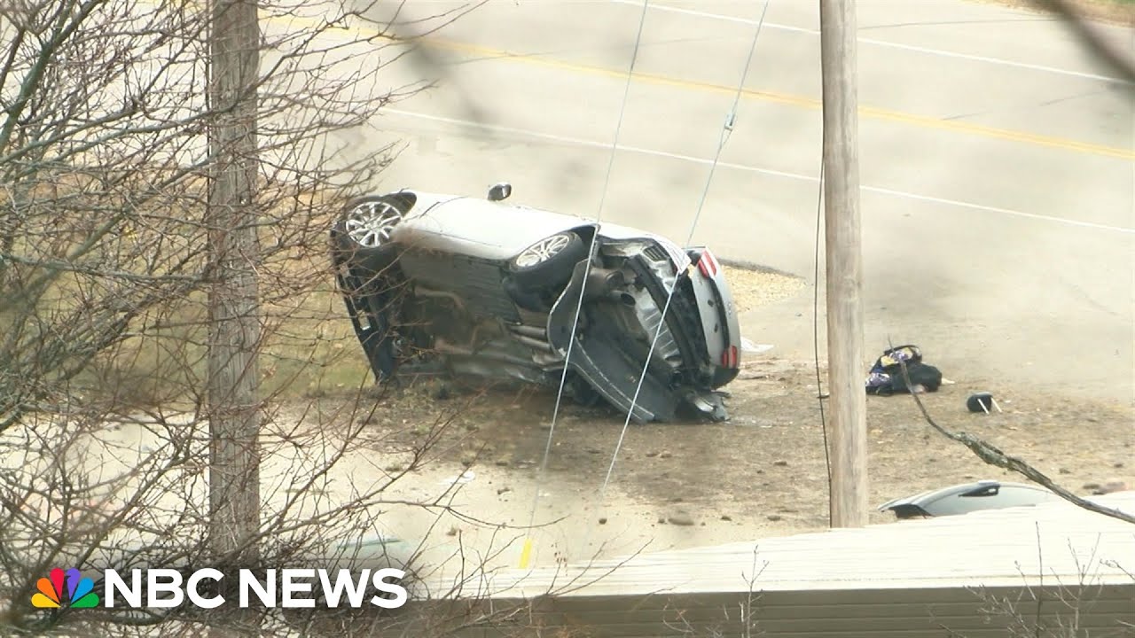 Two Wisconsin children killed after police chase, car crash