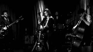 Maya De Vitry - Go Tell a Bird