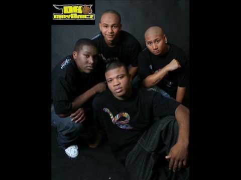 Da Mayniacz feat.  Kobi Rock - Paper Paper