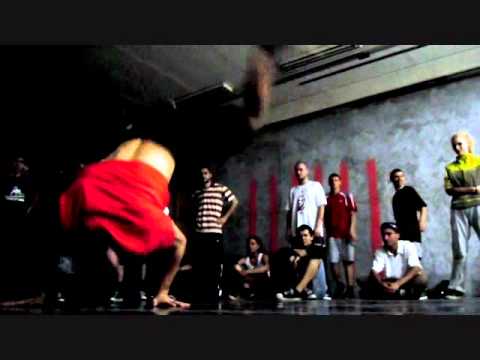 Rockalution HD 2011 AfterJam.. ! ( 2 Bone Giants)