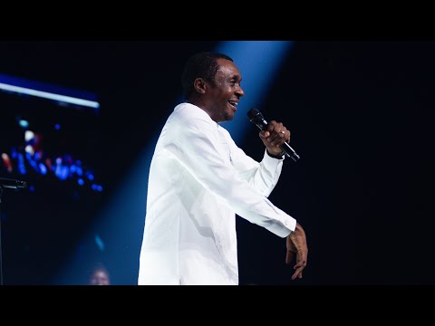 🎶 THE LORD HAS DONE IT FINALLY - P Nathaniel Bassey à Paris Cité Royale - Royal Célébration ✨