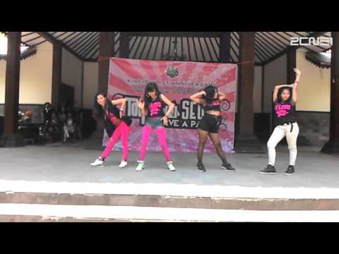 2CNE1 DANCE COVER 2NE1 - Fire & I'm The Best @1STANNIVERSARYKIREISHI2015 @OUTDOORTAMANBALEKAMBANG