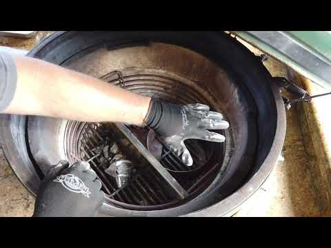 Kamato Joe Grate Set Up on a Big Green Egg