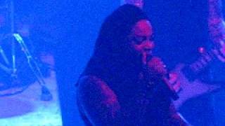 Sevendust - Hero (live)