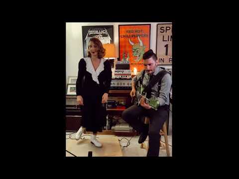 L-O-V-E - Camila Aldet & Juan M. Soria