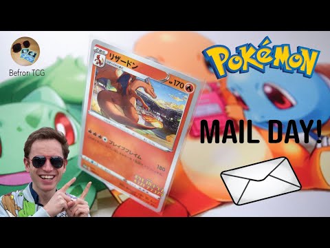 *ILLUSTRATOR CHARIZARD* | Pokémon Mailday | Bulbasaur, Charmander, and Squirtle Playmat