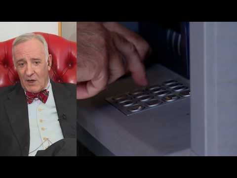 Bernaldo de Quirós analiza la economía del país y habla sobre las pensiones en España