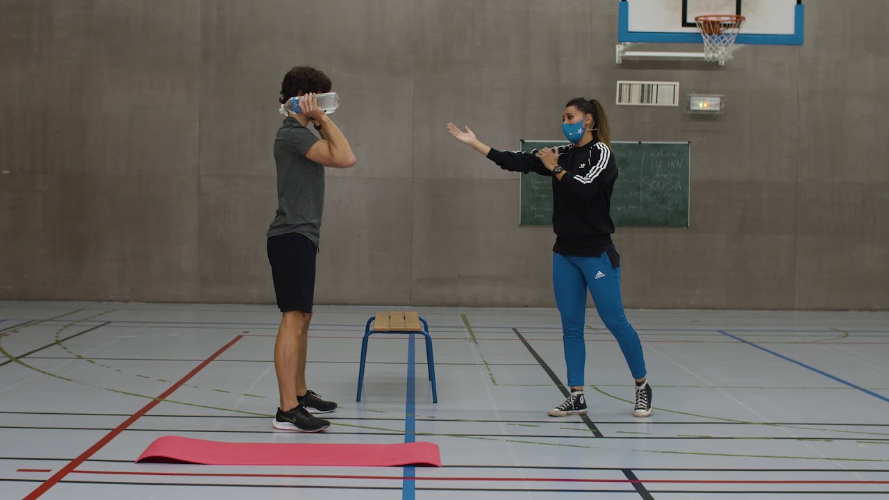 Watch video Rester en mouvement - Première séance Rester en mouvement - Première séance