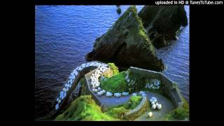 Crossing The Briney ( beautiful celtic music )