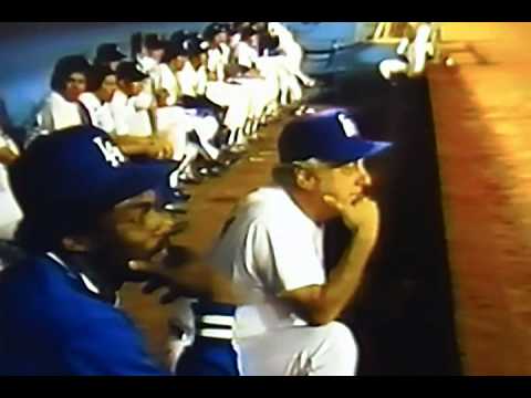 Pedro Guerrero Imitates Tommy Lasorda In Dodger Dugout!