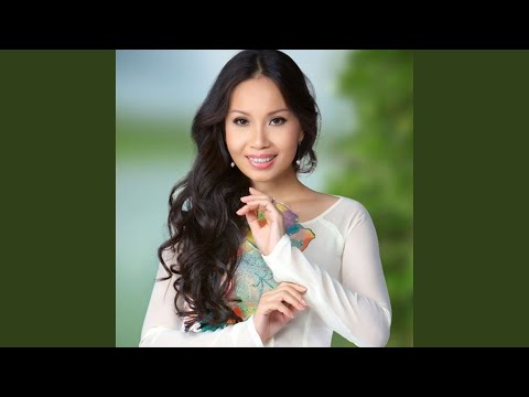 Thể hiện bởi Cẩm Ly