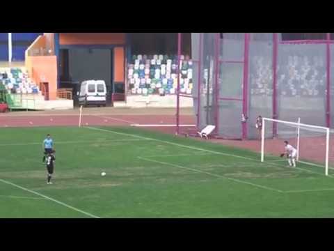Defesa de penalti de Wagner Luís Menegalli