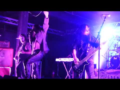 Videoclip de En Mäktig Här (Live) — Finntroll