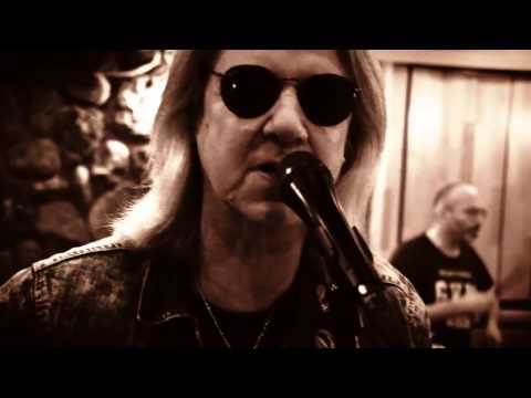 Hellbillies - 20 år på vegen