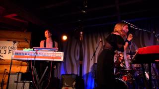 Austra - Lose It (Live on KEXP)