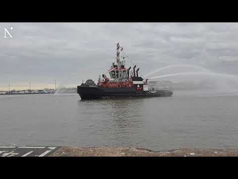 Zum Abschied vom Hafenkapitän: Schlepperballett in Bremerhaven