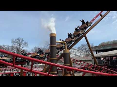 Off-ride footage of a Quantum Accelerator train