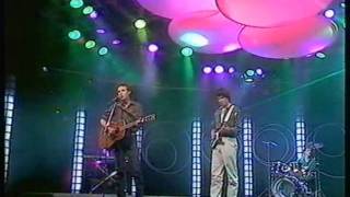 David &amp; David - Swallowed by the Cracks