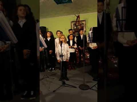 Corul Jieni-Olt ,,Succes prințesa lu'mami LIVIA(să-ți de-a Dumnezeu sănătate multă și succes).