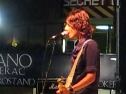 K's Choice - Everything for Free (Live) Houston Women's Festival 10-26-2008