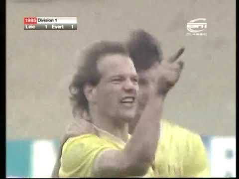 1984 - 85 SEASON  LEICESTER CITY  1 - 2  EVERTON