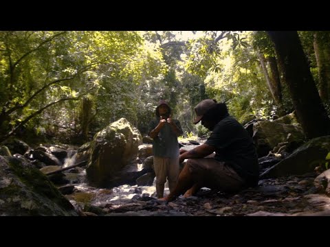 BoOzY x @acruxve x @Beeivi x @musicbymarlon - XQ TU ERES ASÍ? (Video oficial)