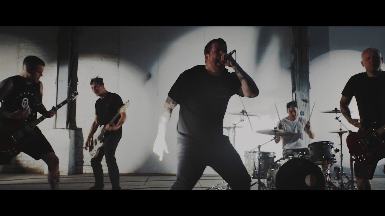 COMEBACK KID - Surrender Control (OFFICIAL VIDEO) - YouTube