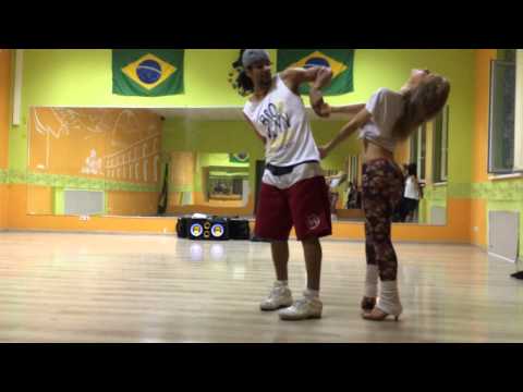 Leandro Oliveira end Mari Regeda :**