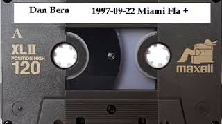 Dan Bern 1997 09 22 Miami Fla (Science Museum) +
