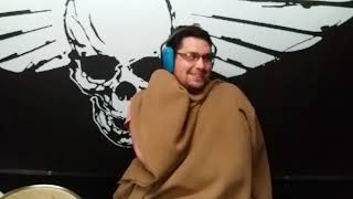 Video Jak pan bubeníček nosil deku po babičce