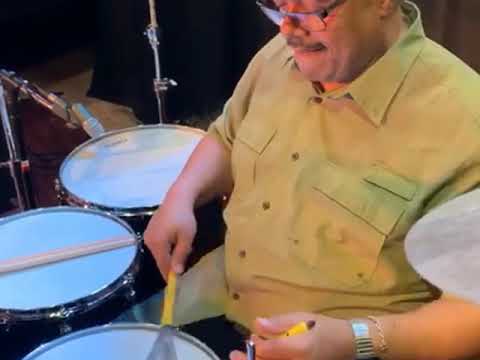 Dennis Chambers -  Facus Brushes -  Signature