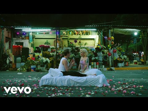 Irracional Cervical - Mon Laferte