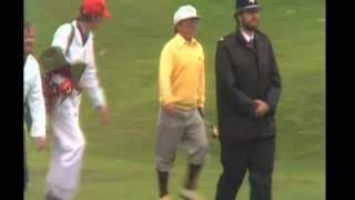 Ronnie Corbett Being Great At Golf