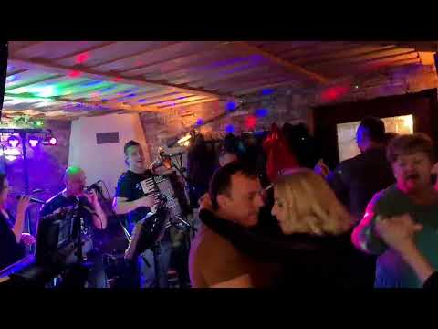 JUHU Glasbeni Mix -S pesmijo našo