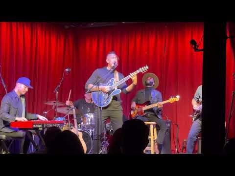 “Sip Your Wine” by Justin Kawika Young (live) - Hotel Cafe