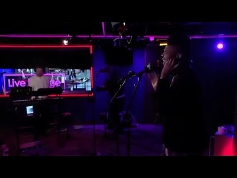 Gorgon City feat MNEK - Ready For Your Love [BBC Radio 1Xtra Live Lounge 2014]