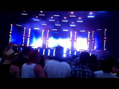 Avicii - Hope There's Someone Live @EDC London 13