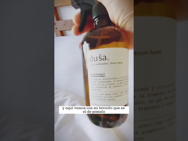 Vídeo relacionado con SYS Aromas Ambientador Pulverizador Cachemir y Vainilla 1991 - Spray Concentrado - Aroma Dulce y Cálido - Fragancia Duradera, Elimina Olores - Ideal para Hogar, Oficina, Baño - 300 ml