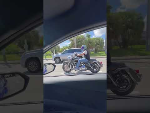 Cruising to the Beach: Harley Vibes in Oakland Park! 🏍️☀️