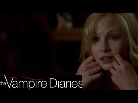 TVD 1x01 - Elena, Jeremy/ Bonnie, Caroline Scene
