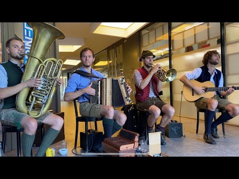 Urner Musi • Mit Klarinetten unterwegs