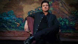 Steve Perry Drops Christmas Song